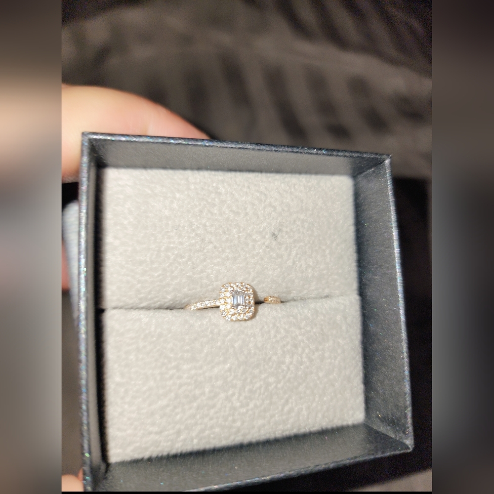 Bony Levy Diamond Ring - Picture 7 of 9
